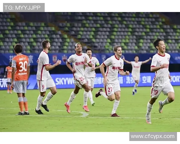 深圳足球队在足球团队协作排行榜中荣获第七名展现出色团队精神与实力